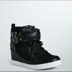 Torrid Wedge Sneakers 10W NEW
